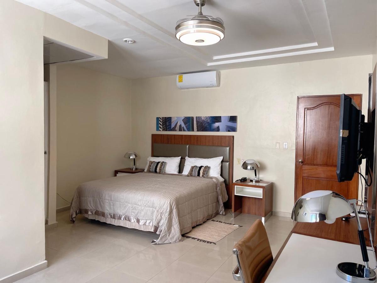 Hotel Libertad At Historic Main Street Santo Domingo Ngoại thất bức ảnh
