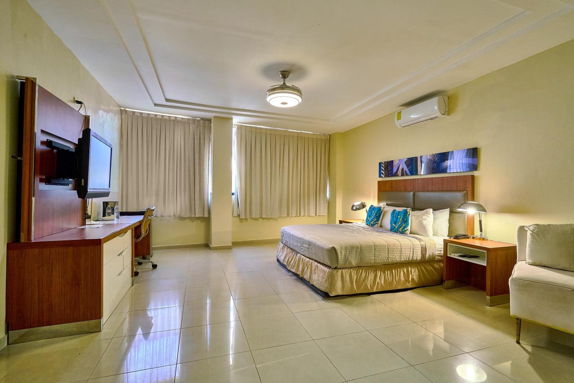 Hotel Libertad At Historic Main Street Santo Domingo Ngoại thất bức ảnh