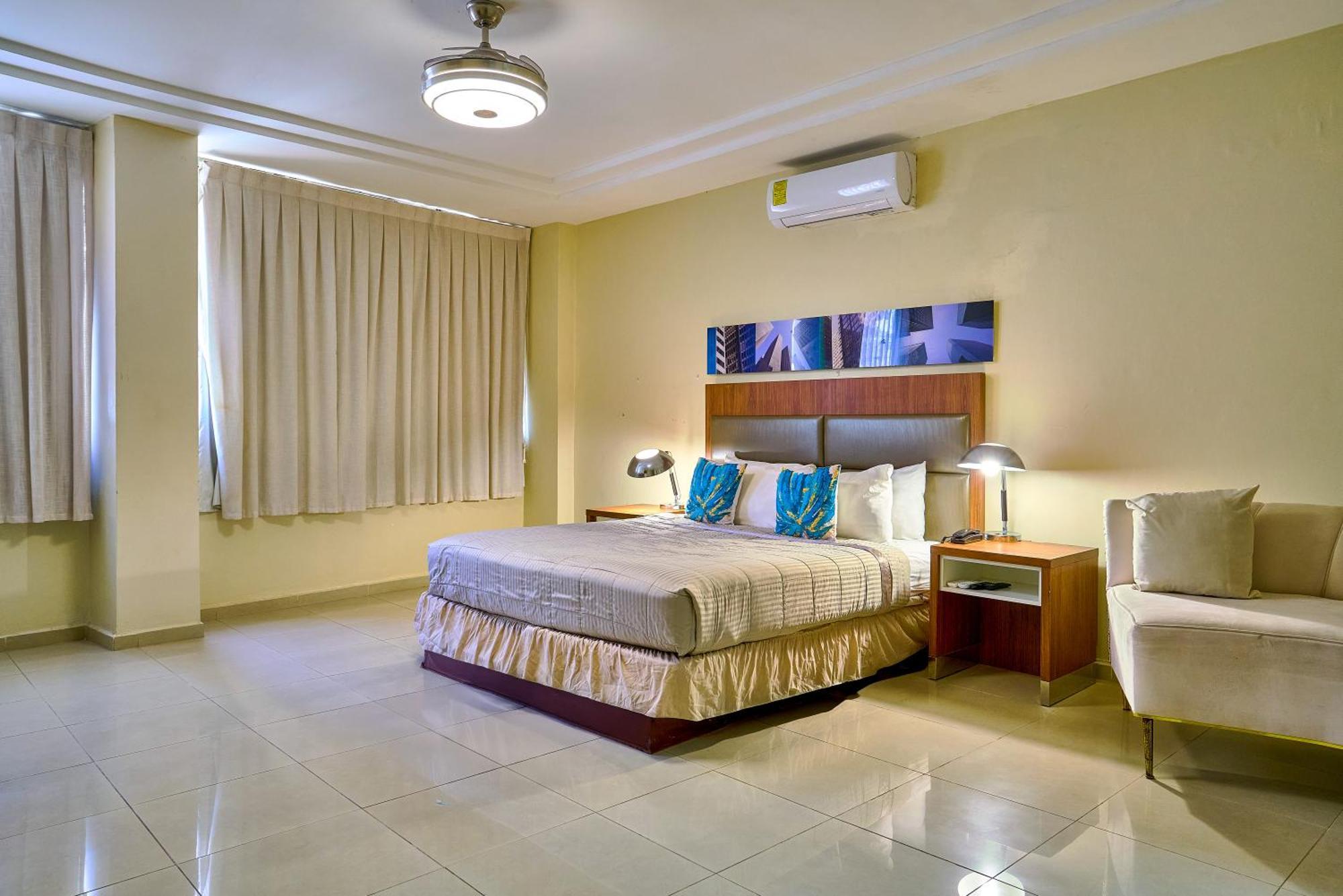 Hotel Libertad At Historic Main Street Santo Domingo Ngoại thất bức ảnh